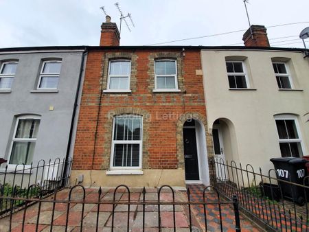 4 bedroom terraced house to rent - Photo 3
