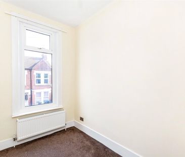 Inglemere Road, Tooting, CR4 - Photo 1