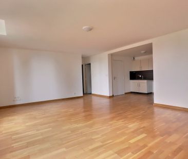 Location Appartement 3 pièces 84m² ROYAT 63130 - Photo 3