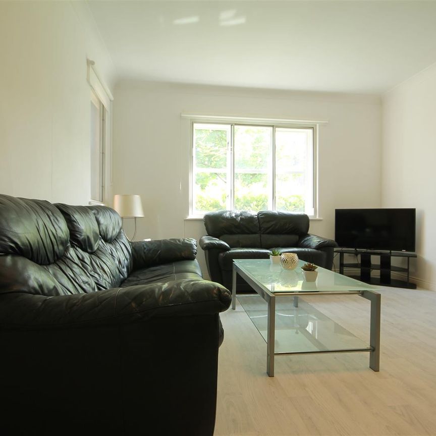 Sloane Court, Jesmond - Photo 1