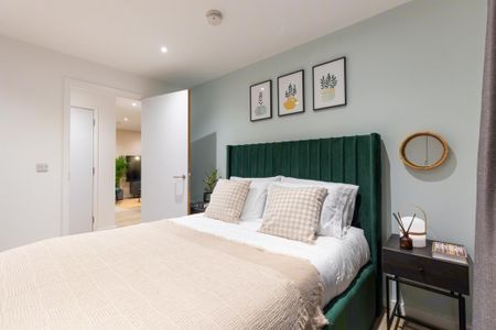 2 bedroom flat to rent - Photo 2