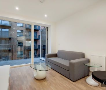 Edwin House, 2 Accolade Avenue, Southall - Photo 3