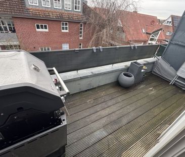 WBS erforderlich! Schicke Dachgeschosswohnung mit sonnigen Aussichten - Photo 5