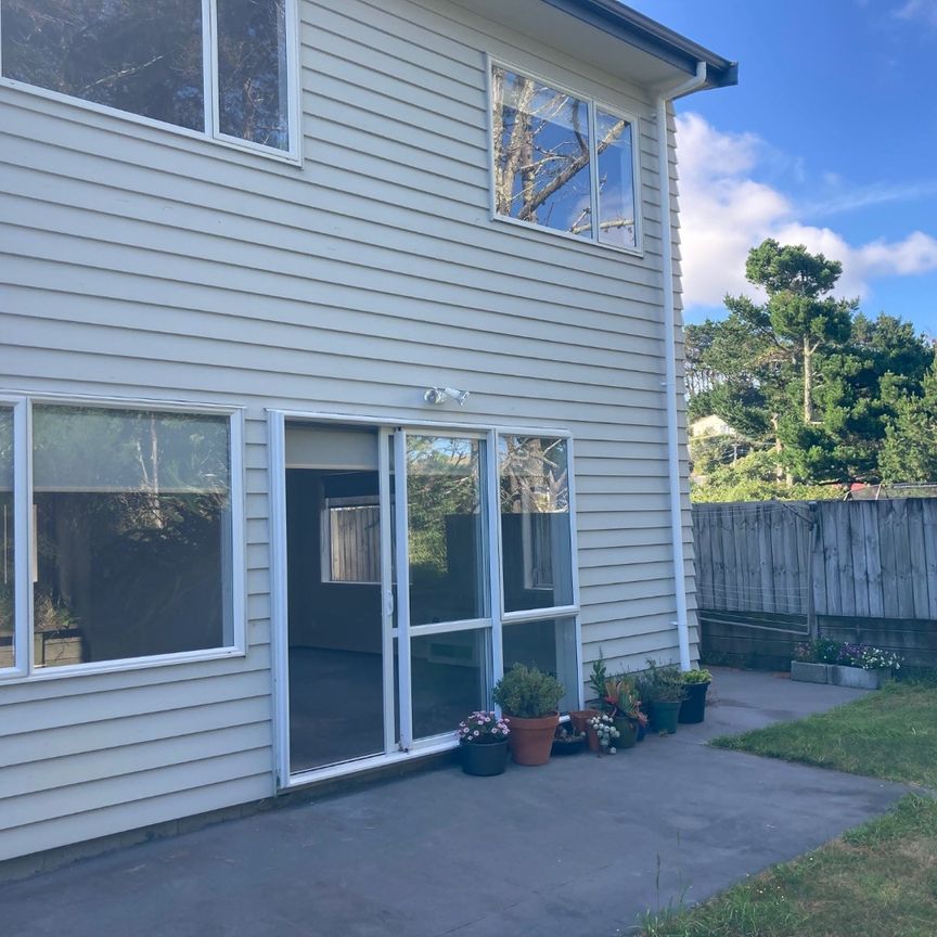 19 Cunliffe Street, Johnsonville - Photo 1