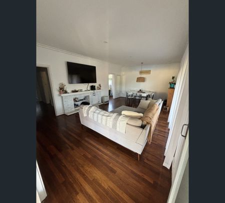 11 East Road, Shoalwater, WA 6169 - Photo 5