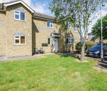 Waterside Mead, Canvey Island, SS8 - Photo 3