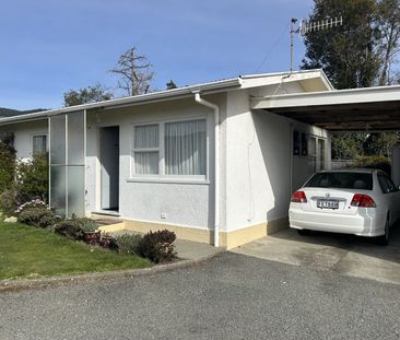 One bedroom Unit with easy walking to Mall - Photo 5