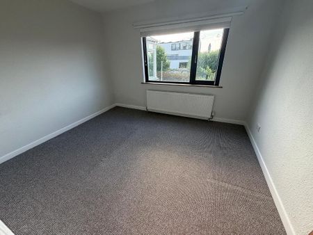 16 Seaview Drive North, Portstewart, BT55 7JY - Photo 4