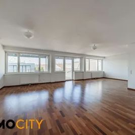 Hoch-Exklusiv und Moderne 4-Zimmer Wohnung (klimatisiert) im 7.Liftstock, nähe Karlskirche, Schwarzenbergplatz + 10 m² Balkon - Photo 1
