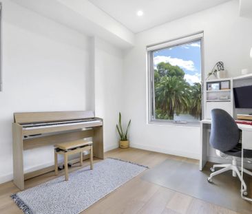 201/98 Lakeside Parade, Jordan Springs - Photo 4