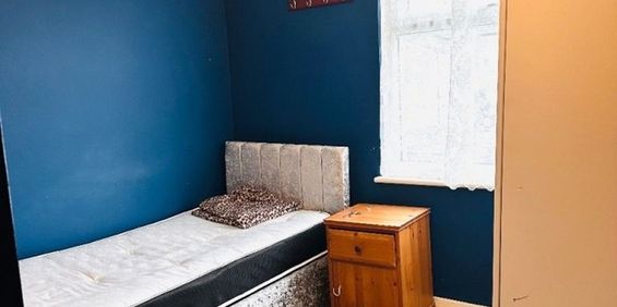 Room in a Shared House, Brafferton Road, CR0 - Photo 3