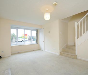 3 bedroom end of terrace house to rent - Photo 4