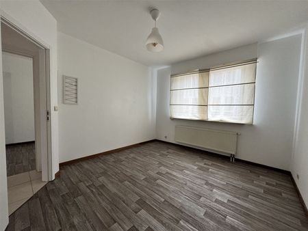 Appartement met terras in centrum Sint-Niklaas - Photo 4