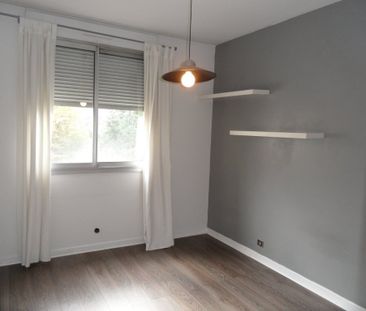 Location Appartement 2 pièces 49m² ST ETIENNE 42000 - Photo 5