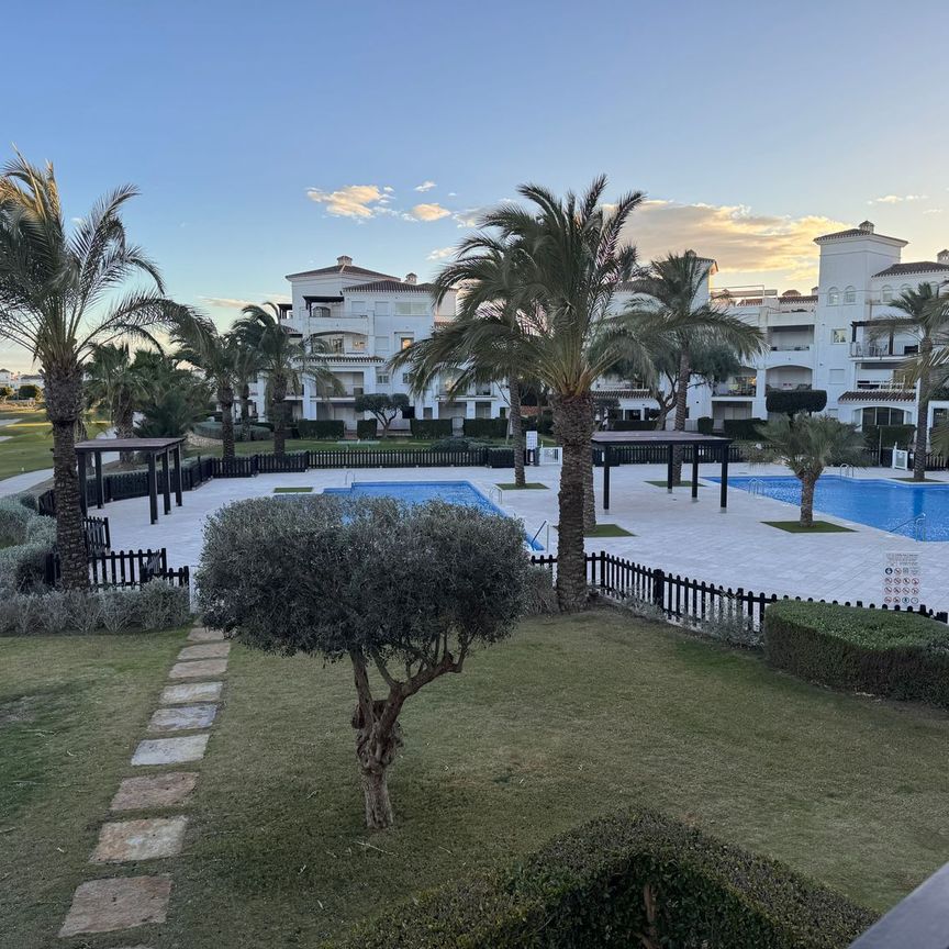 Alquiler de piso en Calle Abadejo, 17 C - Photo 1