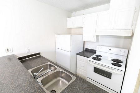 Spring Garden Terrace Apartments - Photo 3