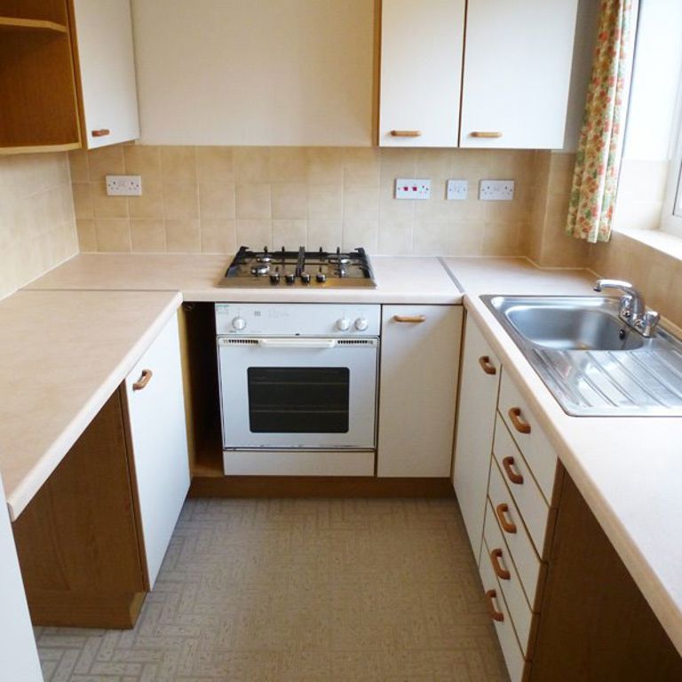 A 2 Bedroom House in Churchdown GL3 1LA - Photo 1