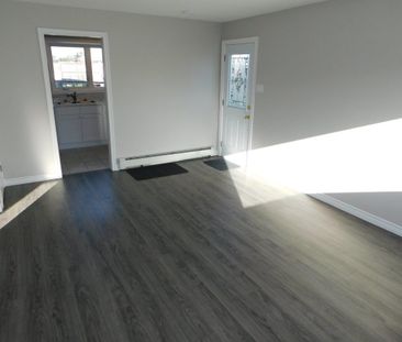 FOR RENT – 25.5 Woodcrest Avenue, Halifax, Nova Scotia - Photo 5
