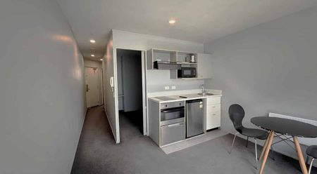 AUCKLAND CITY, 2 BEDROOMS - Photo 4