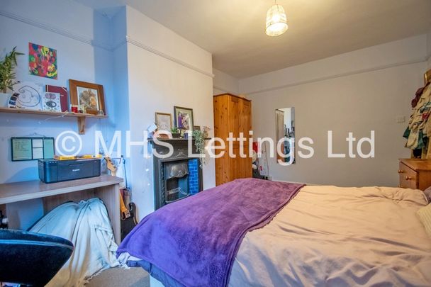 4 Bedroom Semi-Detached House for rent in Ash Road - Photo 1