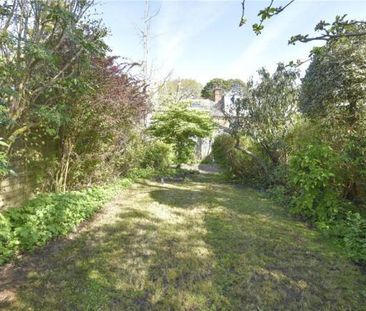 3 bedroom semi-detached house to rent - Photo 6