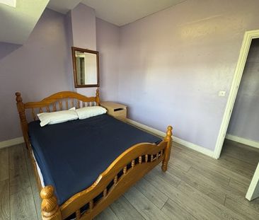 Room 1, BIRMINGHAM, B66 - Photo 2