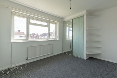 3 bedroom terraced house to rent - Photo 2
