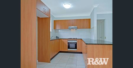 PRIME LOCATION - Photo 2