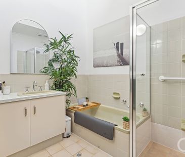 Open the Door to Family-Friendly Living in Aberfoyle Park - Photo 4