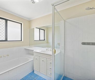 Spacious Family Living with Multiple Living Areas - Photo 5