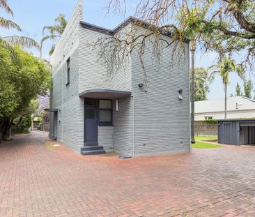 Charm-Filled Unit in a Brilliant Location - Photo 5