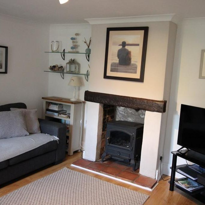 2 bedroom terraced house to rent - Photo 1