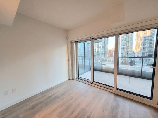 For Lease - 1 Concord Cityplace Way Unit# 703, Toronto, Ontario - Photo 1