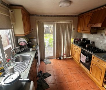 1 bedroom house to rent Eastcott Close, Luton, Bedfordshire, LU2 - Photo 3