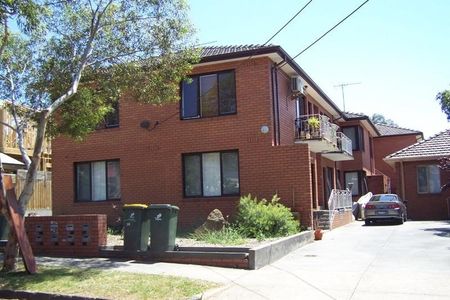 8/2A St Bernards Road, Alphington - Photo 4