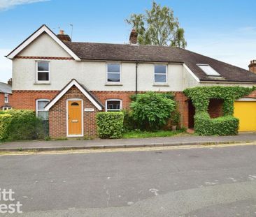 4 bedroom semi-detached house to rent - Photo 4