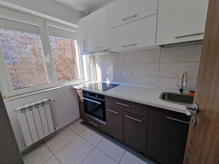 Dristor etaj 2 fix la metrou - Fotografie 2
