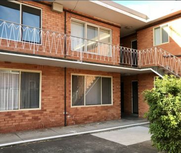 1 Bed Unit&comma; Close to All Amenities - Photo 1