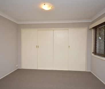 “Refreshed Family Home with Pool, Big Block & Workshop!” - Photo 3