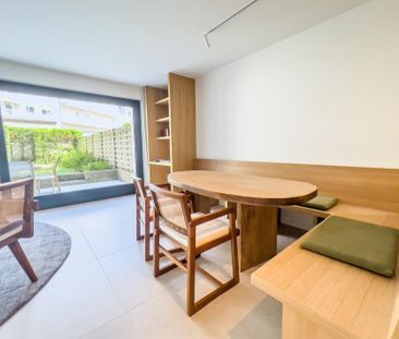 Prachtig gerenoveerd gelijkvloersappartement met zuidgerichte tuin,... - Foto 1