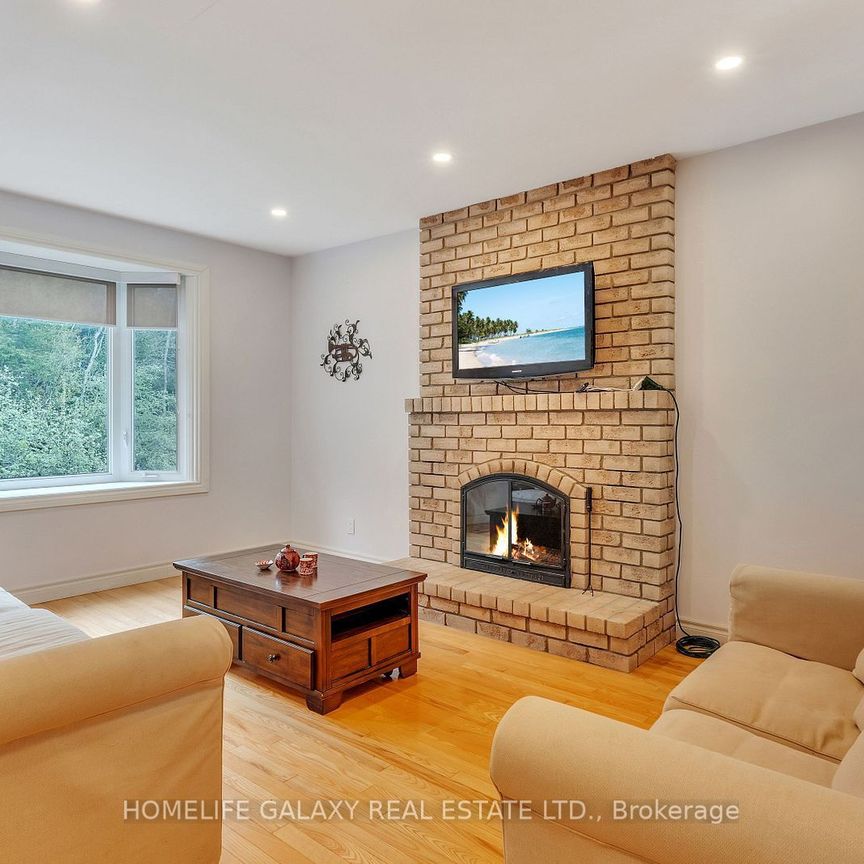 For Lease - 979 Copperfield Drive Unit# Main & 2nd Flr, Oshawa, Ontario - Photo 1