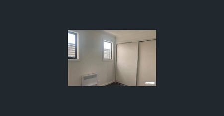 Modern & Convenient Living in the Heart of Tarneit - Photo 2