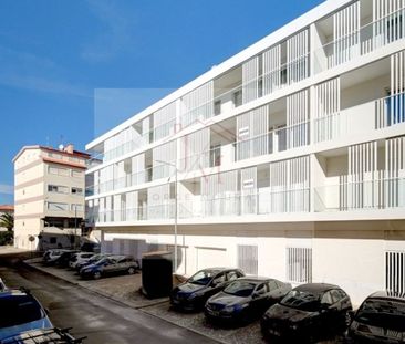 3 room luxury Apartment for rent in Cascais e Estoril, Cascais, Lisbon - Photo 2