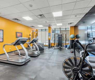 Flex Balcony - Lisgar Apartments - Photo 1