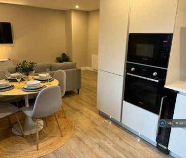 2 bedroom flat to rent - Photo 5