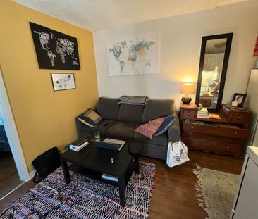 For Lease - 27 Hamilton Street Unit# 203, Toronto, Ontario - Photo 3