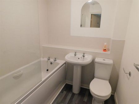 2 bedroom apartment to rent - Photo 5