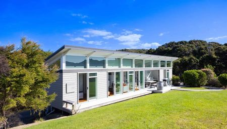 Wheelchair Accessible - 2 Bedroom Chalet - $600.00 per week - Photo 5