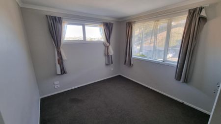 102 Melksham Drive, Churton Park - Photo 3