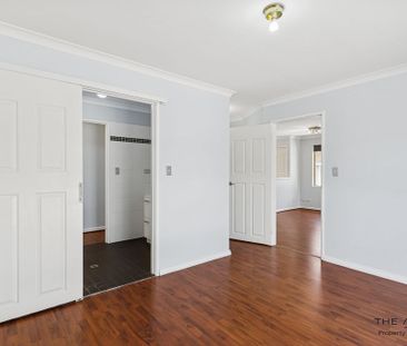 Comfort & Convenience in Queens Park - Photo 5